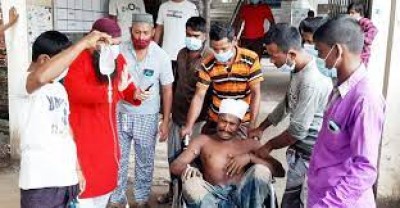 জাহাজের বয়া তুলতে গিয়ে ৪ ডুবুরি আহত, আশঙ্কাজনক দুই